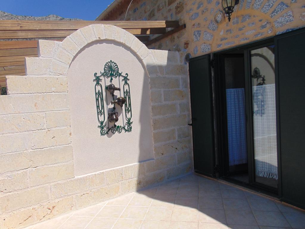 Olga'S House Daire Néon Oítilon Dış mekan fotoğraf